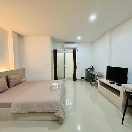 Hada House Apartment 曼谷 外观 照片